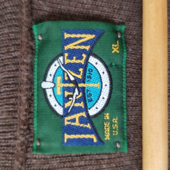 Vintage Jantzen cocoa brown collegiate academia style vneck sweater Size XL - Picture 2 of 6